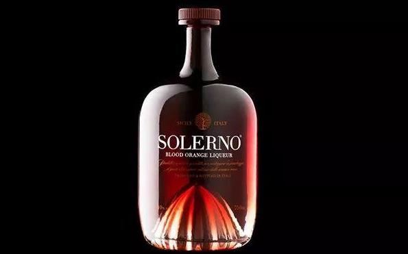 酒水品牌包裝.jpg